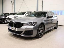 Grå Begagnad 2023 BMW 530 M Sport Kombi | 419 600 kr