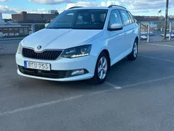 Vit Begagnad 2018 Skoda Fabia Style Kombi | 88 000 kr