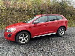 Röd Begagnad 2013 Volvo XC60 SUV | 145 000 kr (Marknadspris)