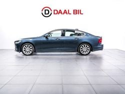 Mörkblå Begagnad 2019 Volvo S90 Momentum Sedan | 279 700 kr (Marknadspris)
