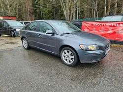 Grå Begagnad 2006 Volvo S40 Kinetic Sedan | 29 900 kr (Bra pris)