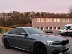 Blå Begagnad 2017 BMW 530e iPerformance Sedan | 240 000 kr (Dyr)