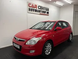 Röd Begagnad 2007 Hyundai i30 Halvkombi | 39 900 kr (Marknadspris)