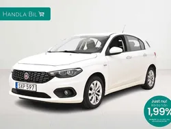 Vit Begagnad 2017 Fiat Tipo Lounge Halvkombi | 99 900 kr (Marknadspris)