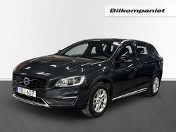 Begagnad 2018 Volvo V60 CC Kombi | 189 500 kr (Superpris)