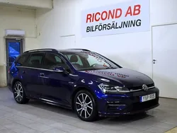 Mörkblå (blå) Begagnad 2018 VW Golf VII GT Kombi | 219 900 kr (Lite dyr)