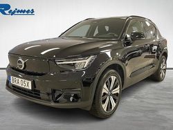 Svart Begagnad 2022 Volvo XC40 Core SUV | 329 900 kr