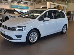 Vit Begagnad 2016 VW Golf VII Kombi | 114 900 kr (Marknadspris)