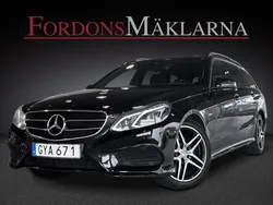 Obsidiansvart metallic Begagnad 2015 Mercedes E220 AMG Kombi | 219 900 kr (Lite dyr)