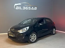Svart Begagnad 2012 Kia Rio Halvkombi | 64 800 kr (Marknadspris)