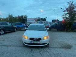 Vit Begagnad 2010 Volvo S40 Kinetic Sedan | 38 900 kr (Marknadspris)