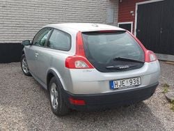 Grå Begagnad 2008 Volvo C30 Halvkombi | 42 000 kr (Marknadspris)