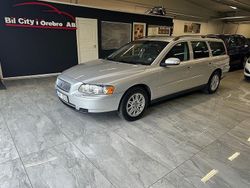 Ljusgrå (grå) Begagnad 2006 Volvo V70 Kombi | 59 900 kr
