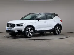 Vit Begagnad 2021 Volvo XC40 R-Design SUV | 335 000 kr (Marknadspris)