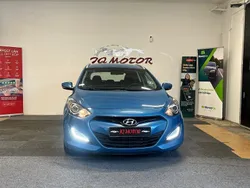 Ljusblå Begagnad 2012 Hyundai i30 Kombi | 64 900 kr (Marknadspris)