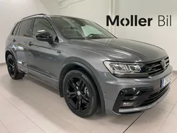 Mörkgrå (indium grey metallic) Begagnad 2020 VW Tiguan R-line SUV | 285 000 kr (Marknadspris)