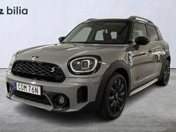Grå Begagnad 2022 Mini Cooper Countryman Comfort SUV | 329 900 kr (Marknadspris)