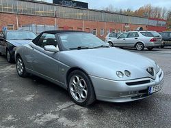 Silver Begagnad 1999 Alfa Romeo Spider Lusso Cab | 69 500 kr