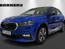 Blå Begagnad 2022 Skoda Fabia Style Halvkombi | 194 900 kr (Marknadspris)