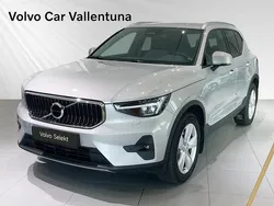 Silver Begagnad 2023 Volvo XC40 Core SUV | 319 900 kr (Bra pris)