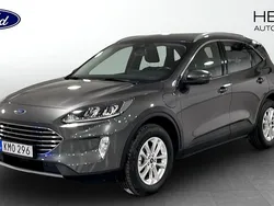 Grå (grey) Begagnad 2022 Ford Kuga Titanium SUV | 259 900 kr (Marknadspris)