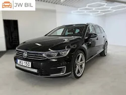 Svart Begagnad 2016 VW Passat GTE Kombi | 129 900 kr (Lite dyr)