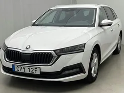 Vit Begagnad 2022 Skoda Octavia | 145 000 kr