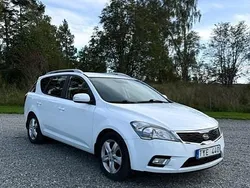 Vit Begagnad 2011 Kia Ceed Sportswagon Kombi | 65 000 kr (Marknadspris)