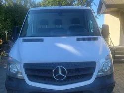 Vit Begagnad 2016 Mercedes Sprinter Van | 128 000 kr