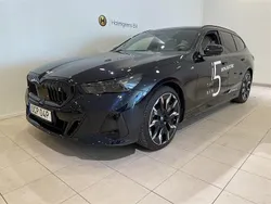 Svart (carbon svart metallic) Begagnad 2024 BMW i5 M Sport Sedan | 799 900 kr