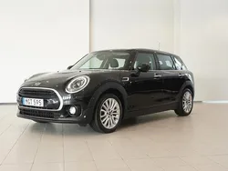 Svart Begagnad 2018 Mini Cooper Clubman Kombi | 159 800 kr (Marknadspris)