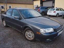 Grå Begagnad 2005 Volvo S80 Sedan | 39 900 kr (Lite dyr)