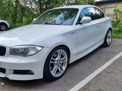Vit Begagnad 2011 BMW 118 Coupé Advantage Sportkupé | 114 900 kr