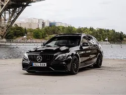 Svart Begagnad 2017 Mercedes C63S AMG AMG Kombi | 509 000 kr (Marknadspris)