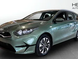 Grön (green) Ny 2025 Kia Ceed Sportswagon Kombi | 253 900 kr (Bra pris)