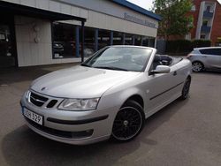 Silver Begagnad 2004 Saab 9-3 Cabriolet Vector Cab | 102 000 kr (Marknadspris)