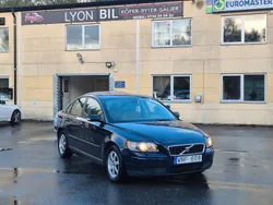 Blå Begagnad 2005 Volvo S40 Sedan | 22 900 kr (Marknadspris)