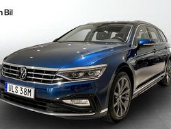 Blå Begagnad 2022 VW Passat R-line Kombi | 339 900 kr (Lite dyr)