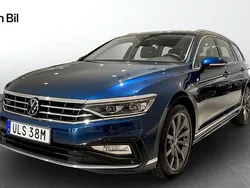 Blå Begagnad 2022 VW Passat R-line Kombi | 339 900 kr (Lite dyr)