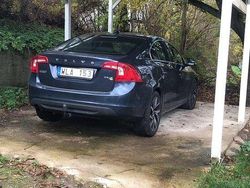 Blå Begagnad 2012 Volvo S60 Momentum Sedan | 117 000 kr (Marknadspris)