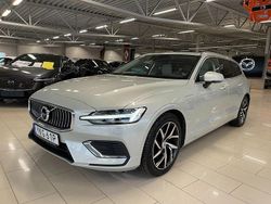 Vit (birch light, fk6b (vit)) Begagnad 2020 Volvo V60 Inscription Kombi | 324 000 kr (Marknadspris)