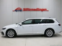 Vit Begagnad 2022 VW Passat GTE Kombi | 269 900 kr (Marknadspris)
