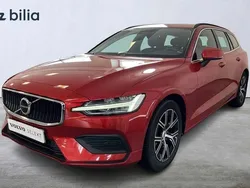 Röd Begagnad 2022 Volvo V60 Core Kombi | 329 900 kr (Marknadspris)