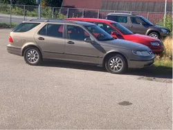 Brun Begagnad 2004 Saab 9-5 Linear Kombi | 7 000 kr (Superpris)