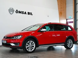 Röd Begagnad 2016 VW Golf Alltrack Kombi | 189 800 kr (Marknadspris)
