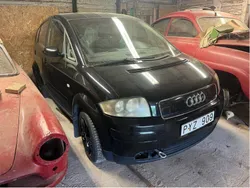 Svart Begagnad 2003 Audi A2 Halvkombi | 12 000 kr (Superpris)