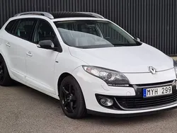 Vit Begagnad 2012 Renault Mégane GrandTour Bose Edition Kombi | 59 900 kr (Marknadspris)