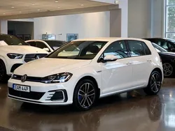 Vit Begagnad 2020 VW Golf VII GTE Halvkombi | 219 900 kr (Marknadspris)