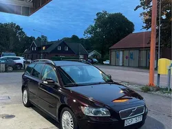 Röd Begagnad 2007 Volvo V50 Momentum Kombi | 22 900 kr (Bra pris)