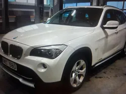 Vit Begagnad 2011 BMW X1 Sport Line SUV | 99 900 kr (Marknadspris)